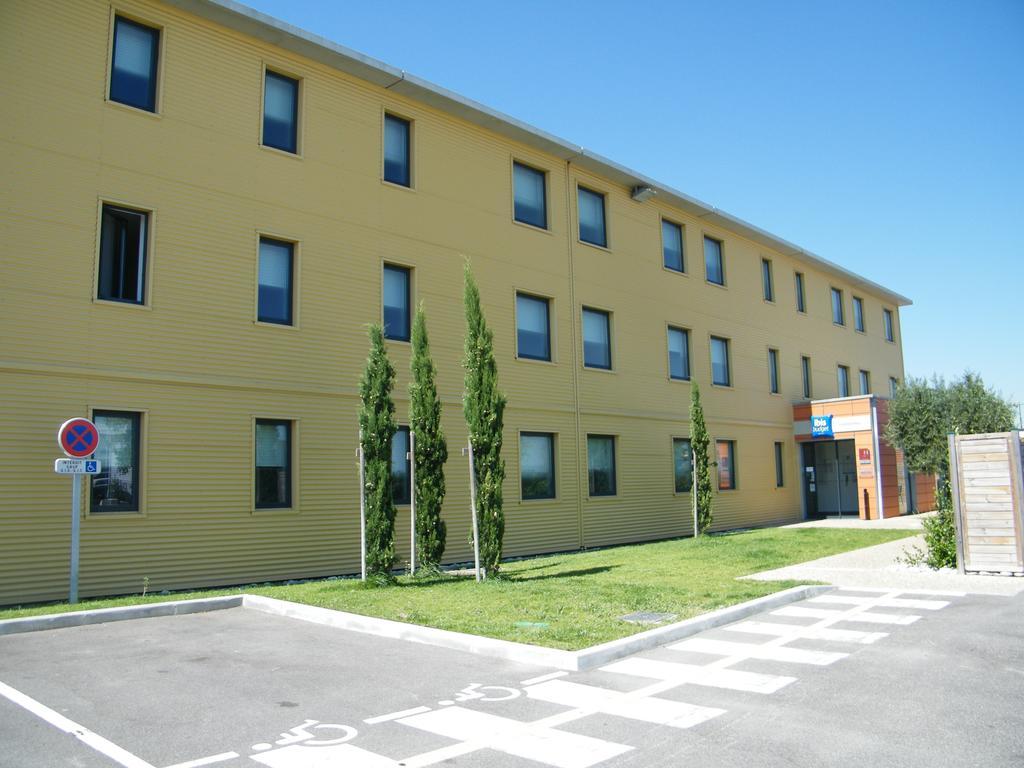 Ibis Budget Castelnaudary - A61 Buitenkant foto