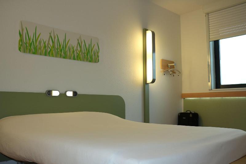 Ibis Budget Castelnaudary - A61 Buitenkant foto