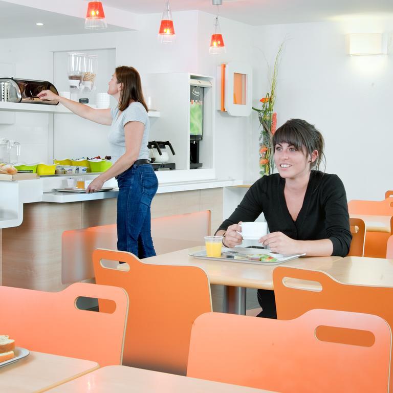 Ibis Budget Castelnaudary - A61 Buitenkant foto