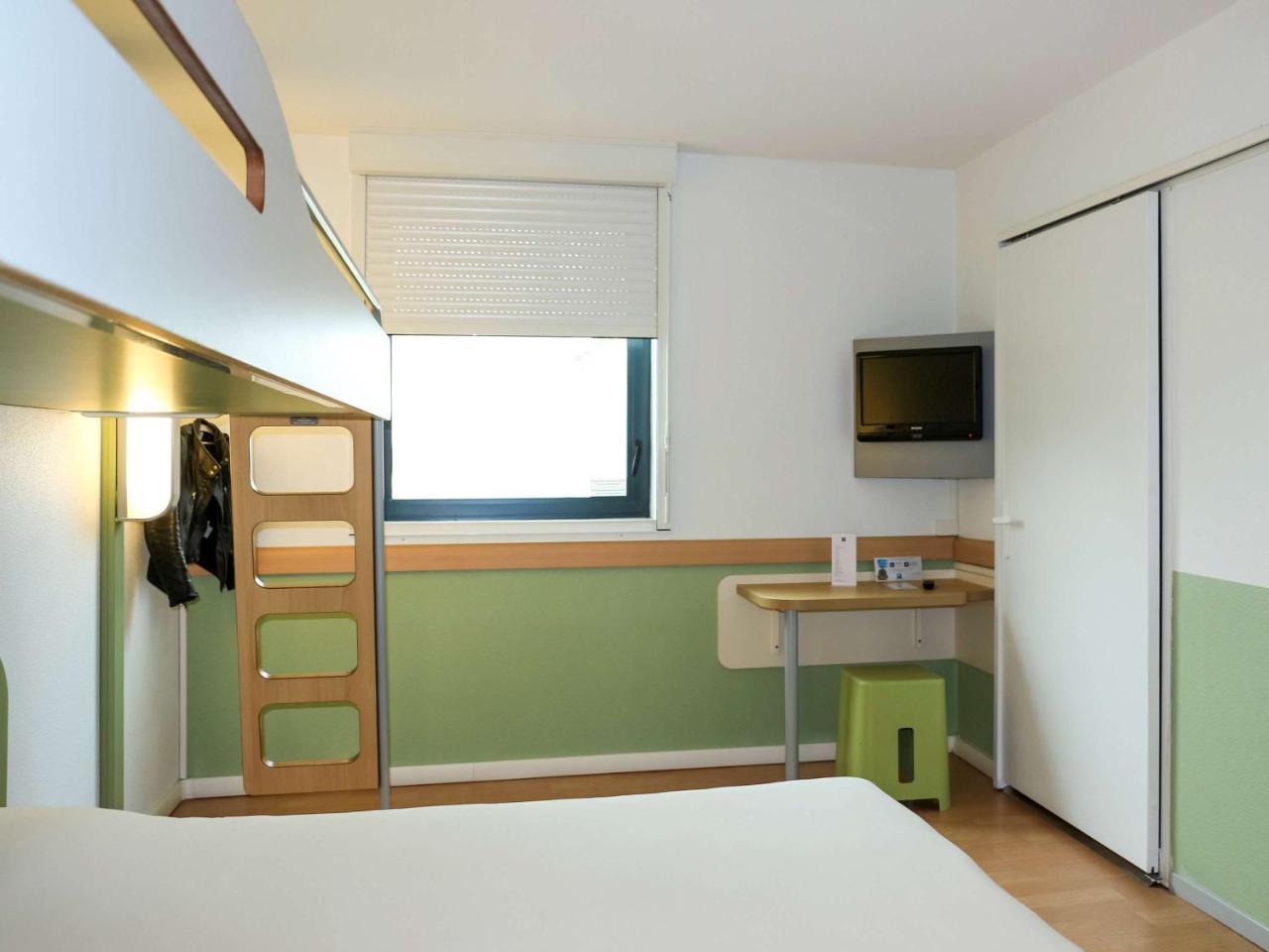 Ibis Budget Castelnaudary - A61 Buitenkant foto