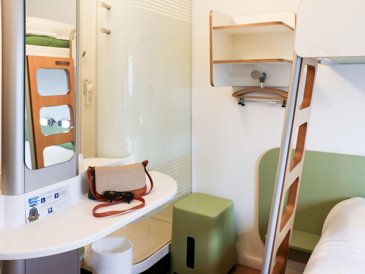 Ibis Budget Castelnaudary - A61 Buitenkant foto