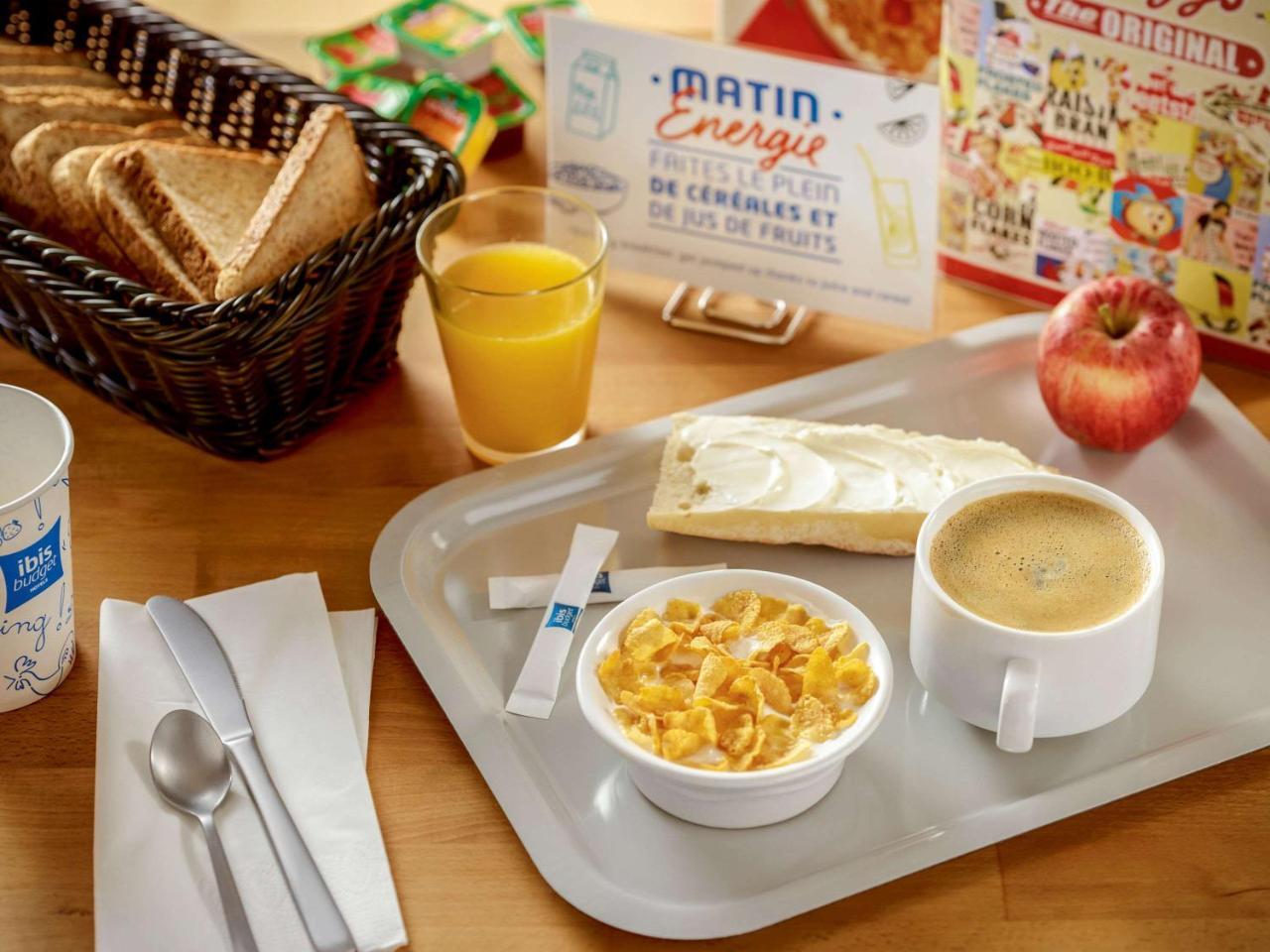 Ibis Budget Castelnaudary - A61 Buitenkant foto