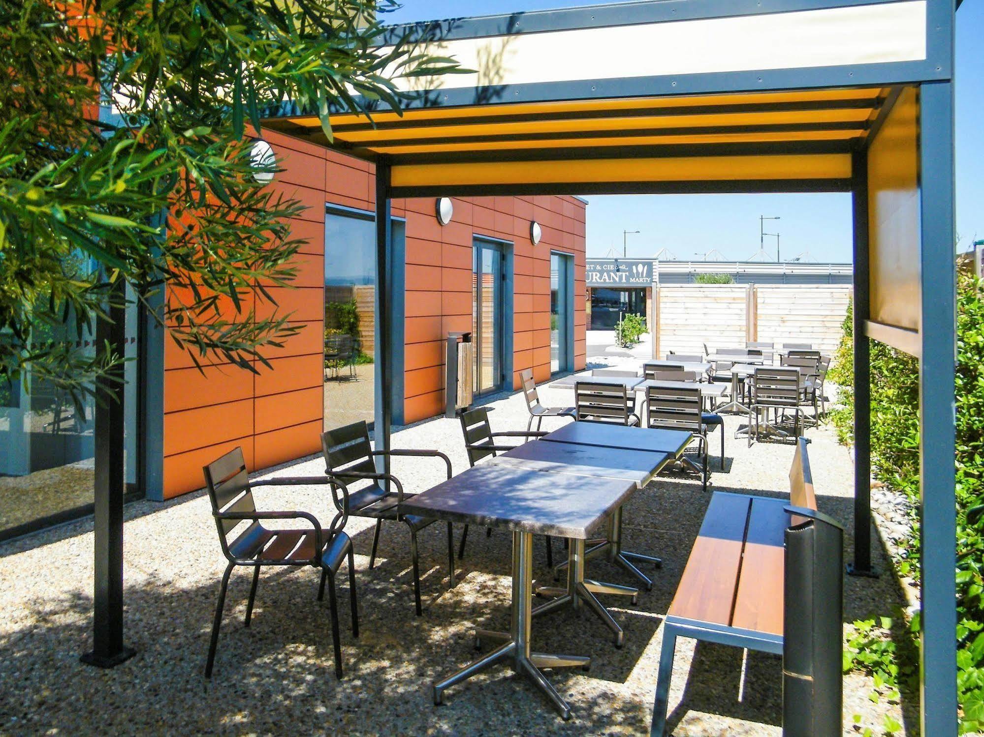 Ibis Budget Castelnaudary - A61 Buitenkant foto