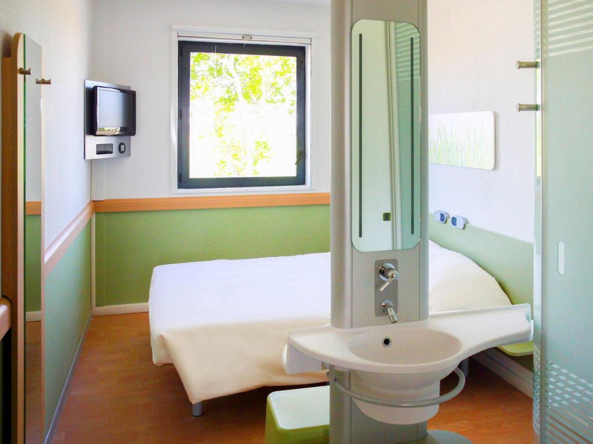Ibis Budget Castelnaudary - A61 Buitenkant foto